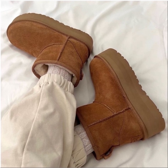 UGG Classic Mini Platform Boots Chestnut - Picture 2 of 11